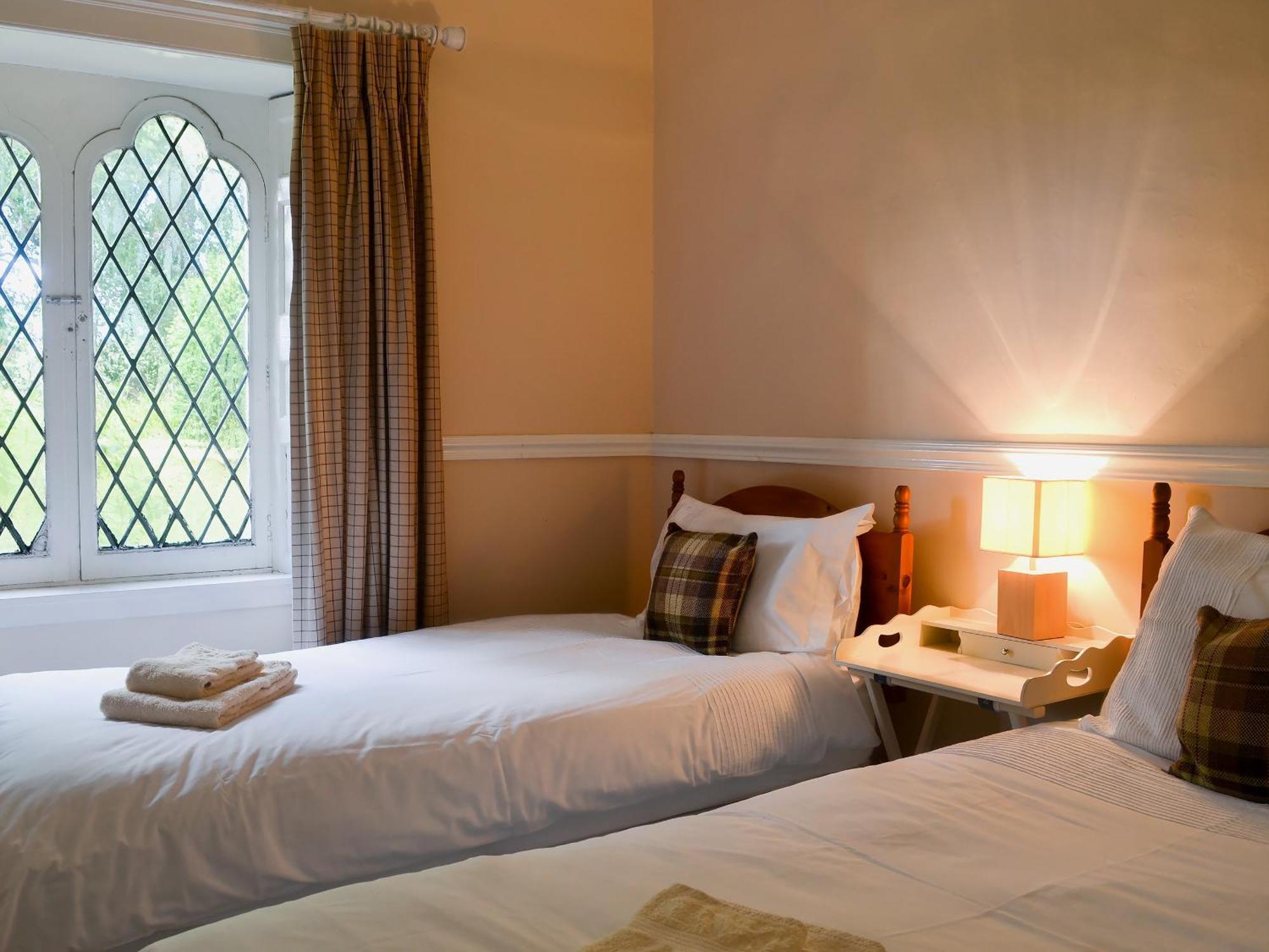 Duffs Lodge - Beaufort Estate Belladrum Екстериор снимка